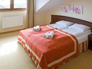 hotelové pokoje apartmány ubytování hory Sudety odpočívají v Polsku